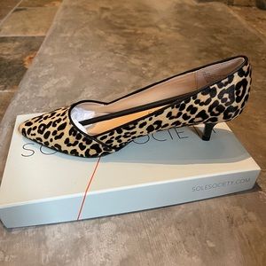 Sole Society Desi, Leopard HairCalf Pumps, Size 10